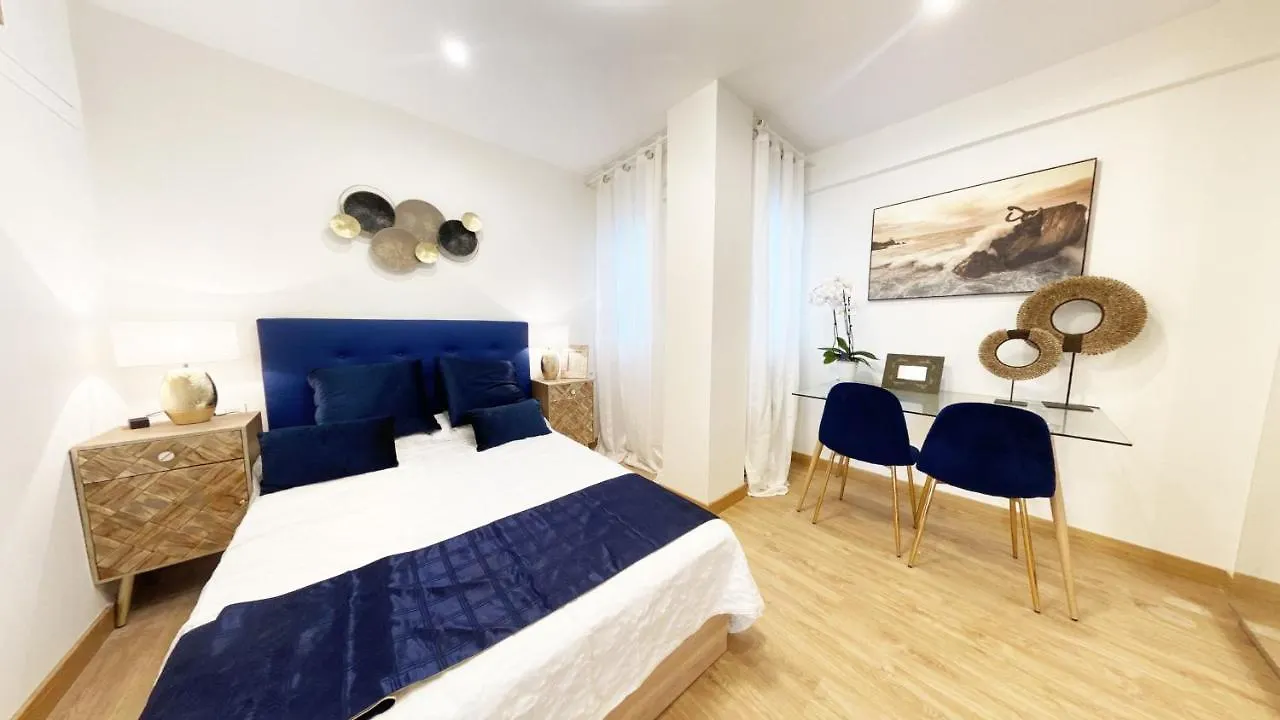 Apartmán Paradise Luxurious Apartment, Free Parking, 3 Double Rooms, 4 Beds, Terrace, Jacuzzi, New San Sebastián