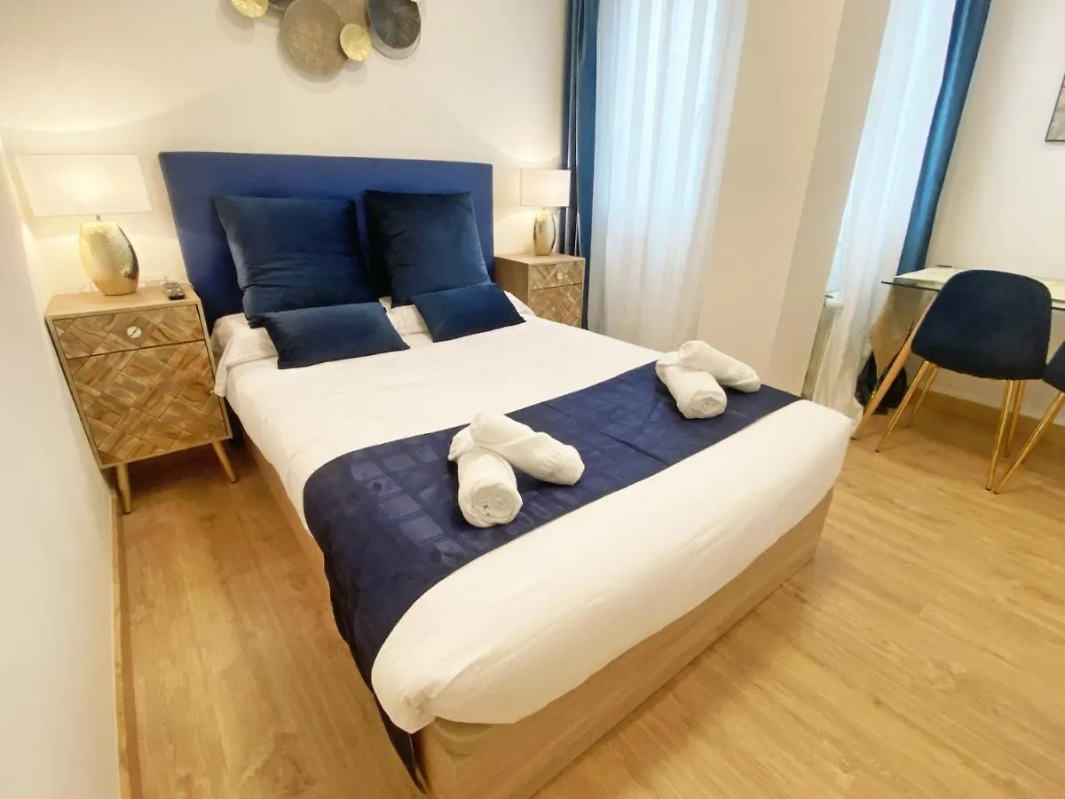 Paradise Luxurious Flat, Free Parking, 3 Double Rooms, Terrace, Jacuzzi, Fully Renovated San Sebastián Apartamento